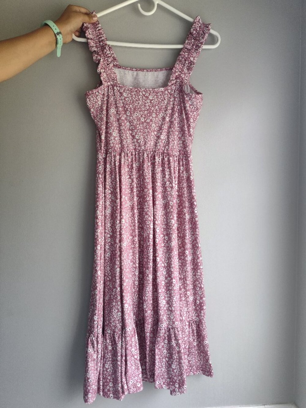 Square neck sleeveless summer dress